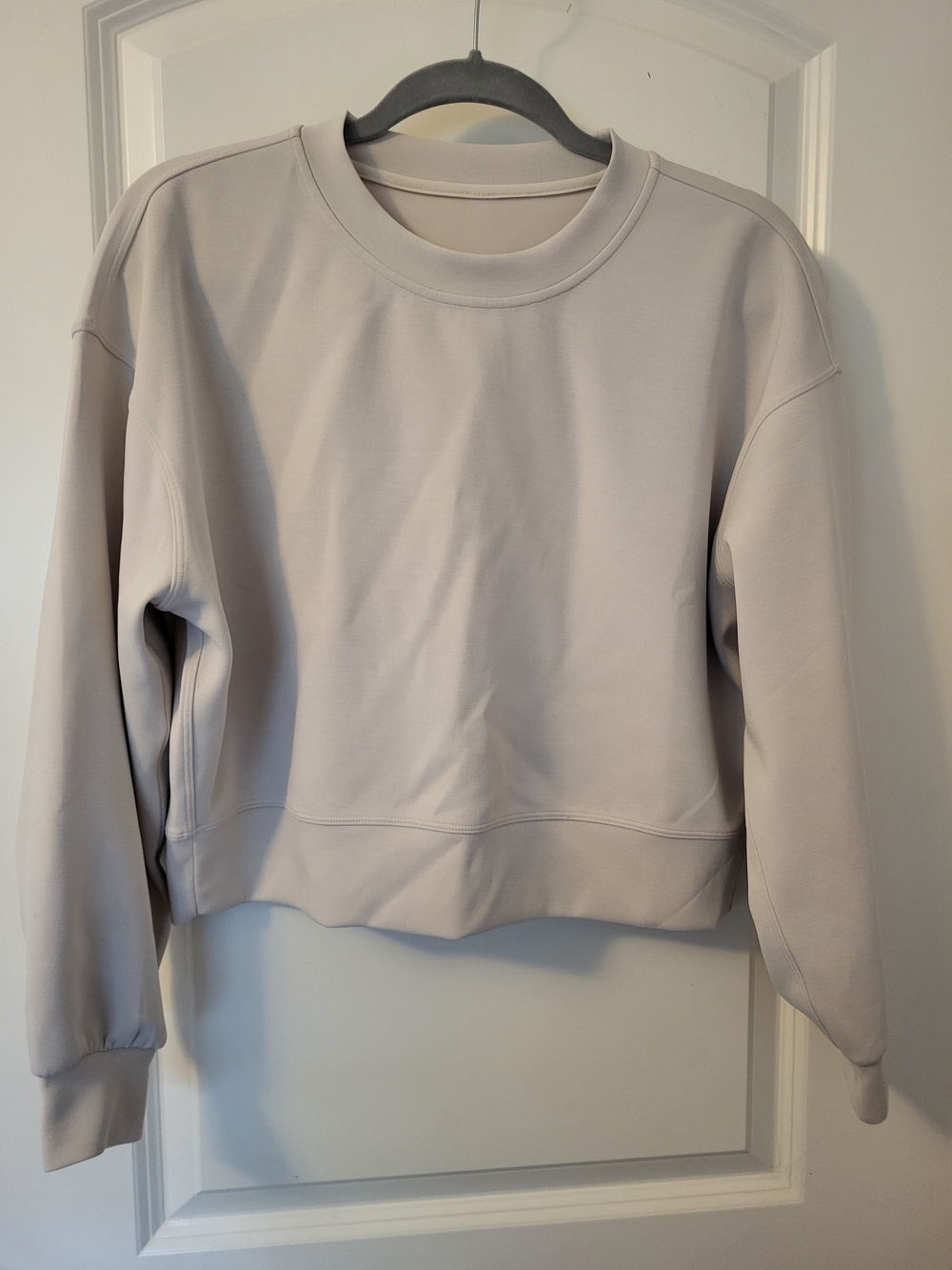 Lululemon Softstreme Perfectly Oversized Cropped Crew In Beige, Size 4